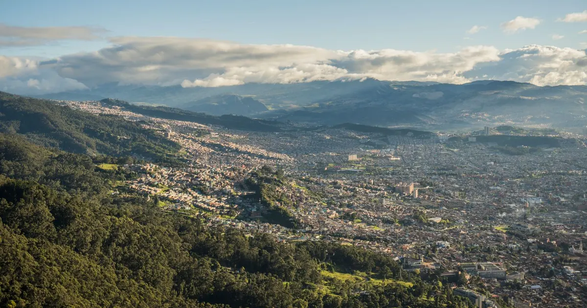 Skyline de Bogotá — precio del metro cuadrado por zona 2026